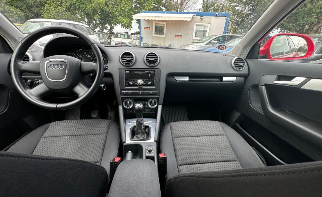 Audi A3 Sportback 1.4 TFSI Ambiente Utilizat · 2009 · Negociabil · Se emite factura 5250 EURO